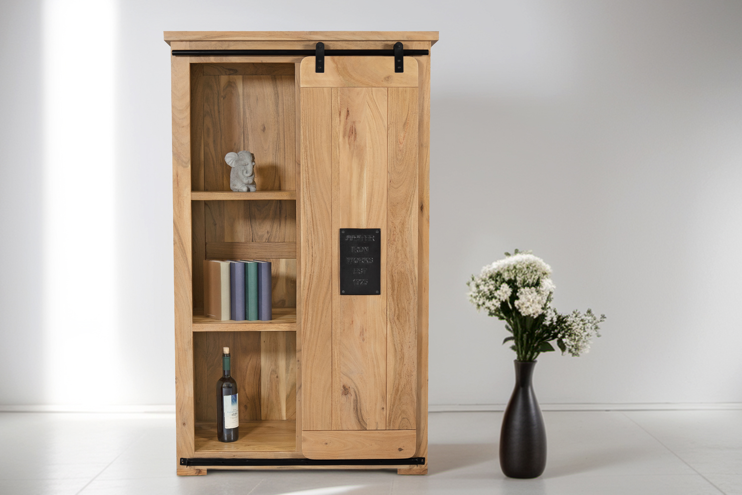 Highboard_Schiebetuer_4Schubfaecher_90x150x45_02